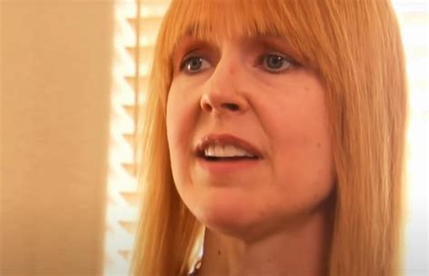 Најскржавата милионерка на светот-Јаде храна за мачки - Radar.mk