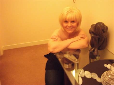 Lindorasbox From Glasgow Is A Local Granny Looking For Casual Sex Dirty Granny