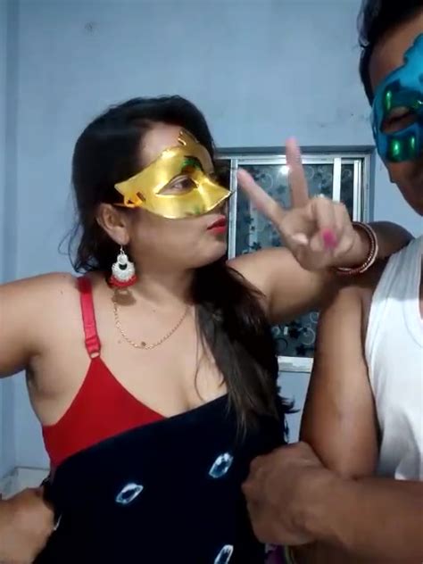 Maludi2 Fully Nude Stripping On Cam For Online Porn Video Webcam Chat FastSexxx