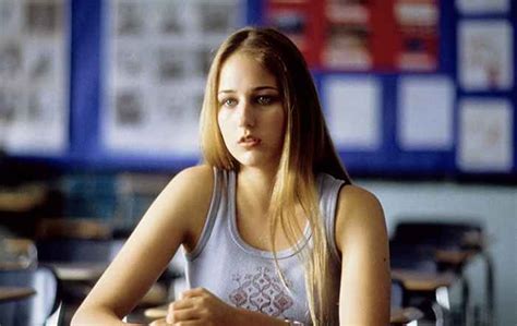 Esta Estrella Adolescente De Los 90 Sale De Hollywood Hace Una Década Vea Leelee Sobieski Ahora