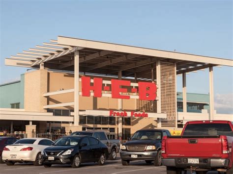 ¿qué Es El Heb El Supermercado Que Conquistó A Monterrey Dinero En