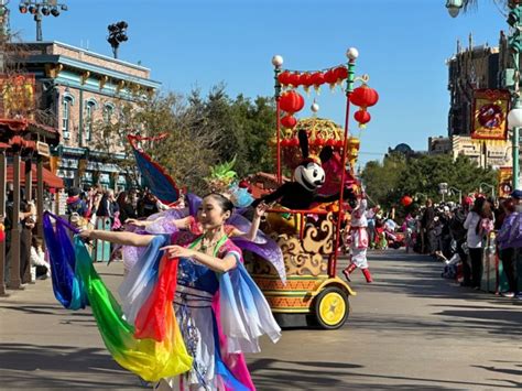 Photos Video Mulans Lunar New Year Procession Returns For