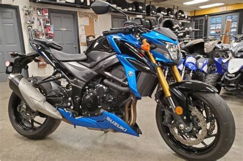 Suzuki Siapkan Naked Sport Bermesin 300 Cc Dua Silinder Desainnya Mirip GSX S750 Gridoto