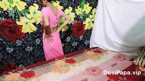 Skinny Desi Bhabhi Fingering Her Shaved Tight Pussy Mas