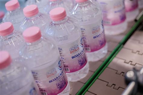 Трапезна вода AQUA BELLA „Вода с Кауза“ 500 мл - Вода с кауза "AQ