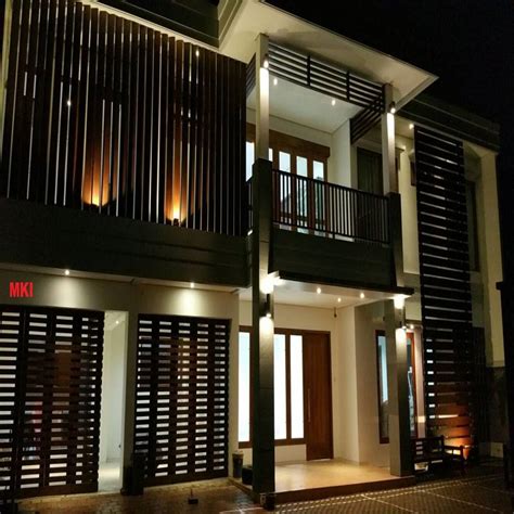 Tampak Depan Sesudah Renovasi Malam Hari Homify