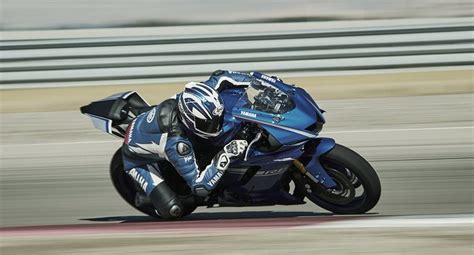 Yamaha Yzf R6 600 2020 Fiche Moto Avis Photos