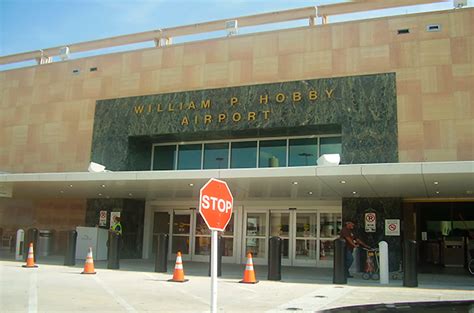 355 William P Hobby Houston Airport Parking Lowest Cost Parking At