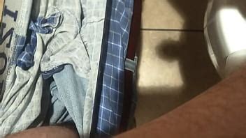 Por qué estoy encerrado en una jaula de castidad XVIDEOS