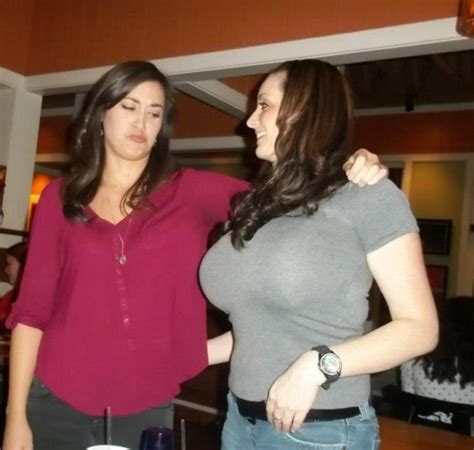 Boob Envy Is Real 30 Times Women Felt That Way FOOYOH ENTERTAINMENT