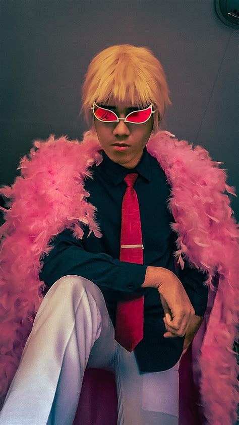 Doflamingo Cosplay : r/OnePiece