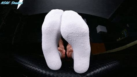 Amateur Soles Giantess And Footjobs Bratty Blonde Big WIDE SOLES Are Back Part MP