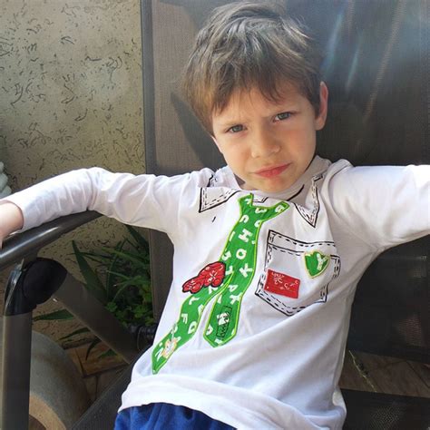 Стабилизаторы для машинной вышивки и другие вспомогательные материалы