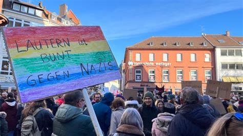 Tausende Setzen In Kaiserslautern Zeichen Gegen Rechtsextremismus SWR