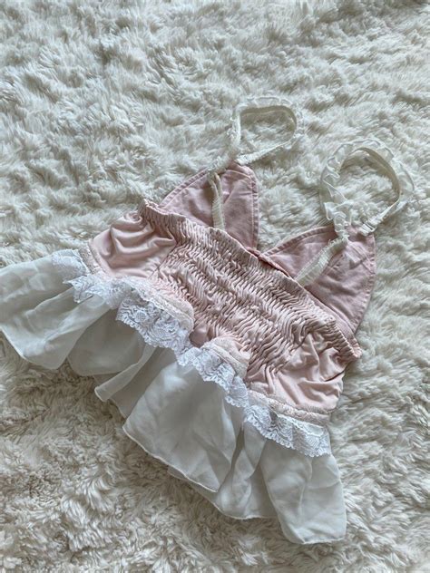 Sexy Top, Women's Fashion, Tops, Others Tops on Carousell