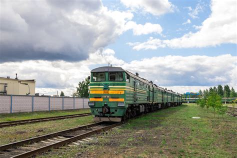 2ТЭ10М-2805 — Фото — RailGallery