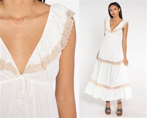 White Nightgown Dress 70s Deep V Neck Lace Tiered Maxi Slip Lingerie Vintage 1970s Boho Romantic