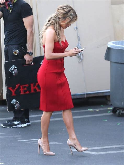 Jennifer Lopez In Red Dress Arriving At The American Idol Set In