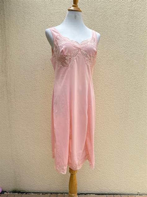 1970 Blush Pink Lingerie Night Gown Gem