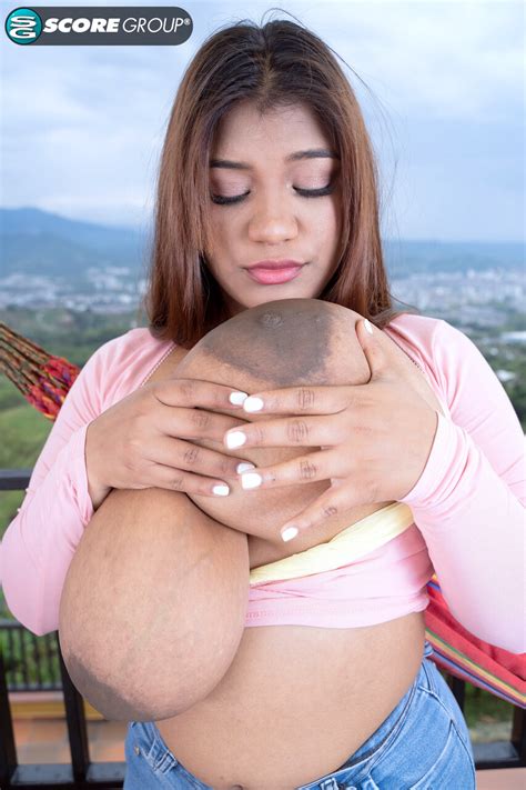 Bbw Angie Bravo Shows Off Her Enormous Tits Spreads Her Shaved Pussy Coedcherry