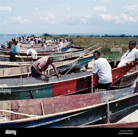 Uganda Lake Edward Rwenshama Wooden Fishing Boats Line The Eastern