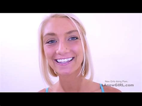 Modelo Rubia Obtiene Co O Apretado Trabajado En Estudio Xvideos