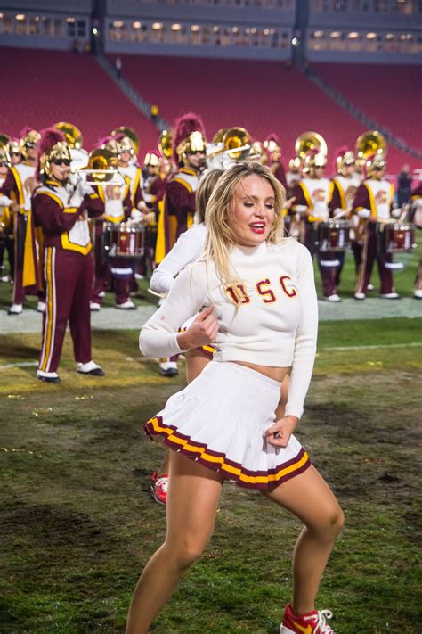 2018 USC Vs Notre Dame 1255 Famous Cheerleaders Hot Cheerleaders Cute Cheerleaders