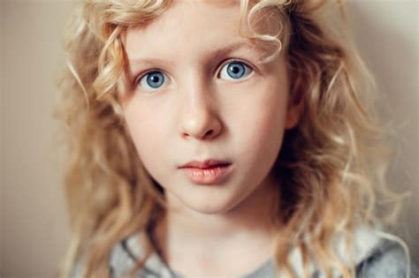 Premium Photo Closeup Portrait Of Serious Caucasian Blonde Girl With