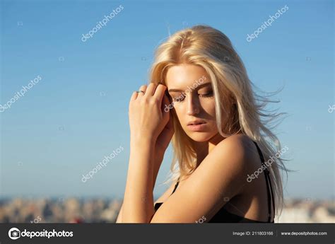 Closeup Street Portrait Adorable Blonde Woman Perfect Makeup Lush Hair Stock Photo Vika