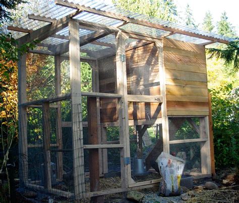 Virtual Chicken Coop Tour No A Dozen Examples Built Using The Garden