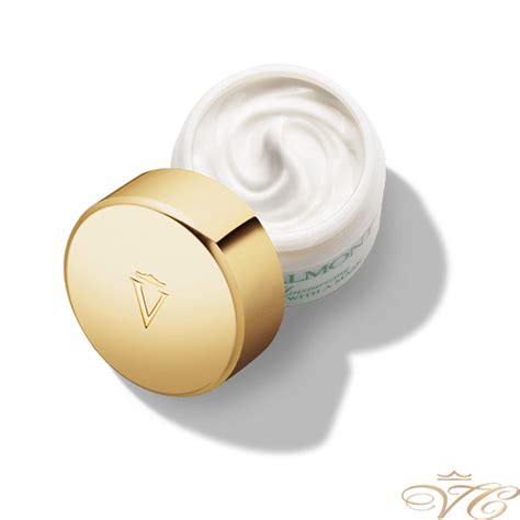 Увлажняющая маска Valmont MOISTURIZING WITH A MASK 705016 - Маски