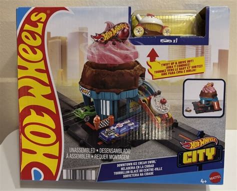 Hot Wheels City Downtown Ice Cream Swirl Playset By Mattel New In Box