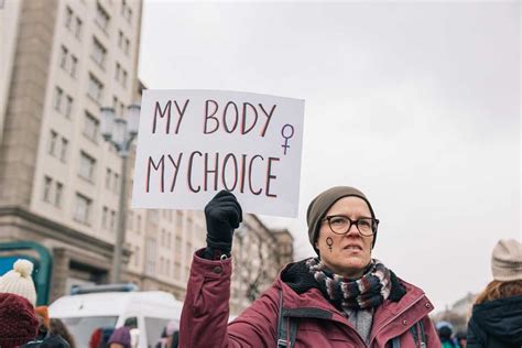 Ugt Ugt Y Ccoo Reclaman Medidas Para Que El Aborto Sea Un Derecho