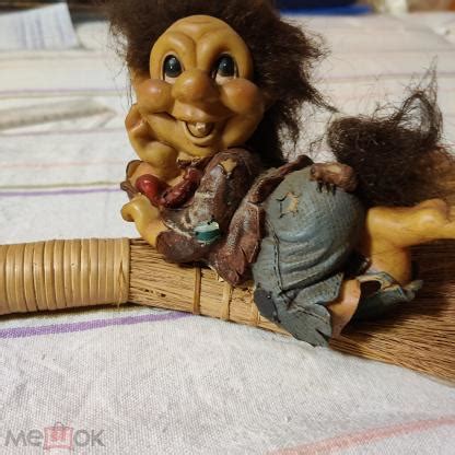 ИГРУШКА ИЗ СКАЗКИ, БАБА ЯГА ЛЕТИТ НА ВЕНИКЕ, БЕЗ НОГИ, ПРИКОЛЬНАЯ ...