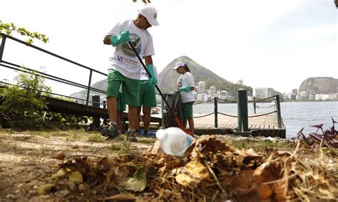 Mutirões em diversos pontos da cidade chamam atenção para Dia Mundial