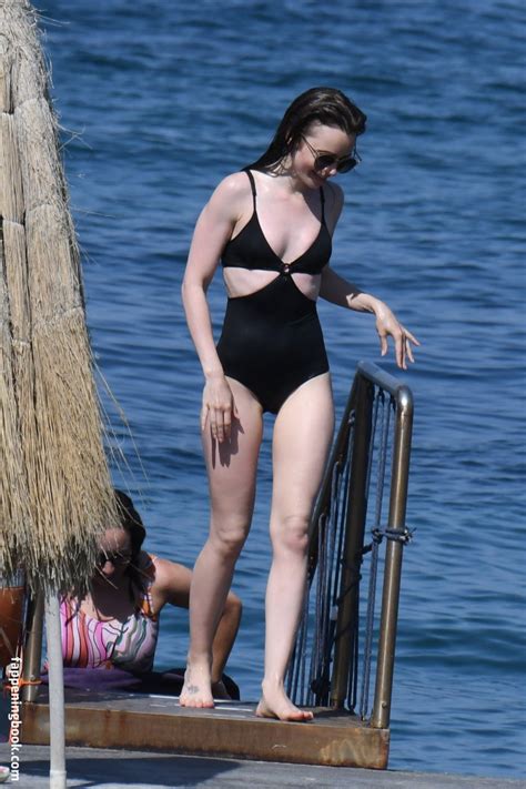 Lily Collins Lily Collins Nude OnlyFans Leaks The Fappening Photo FappeningBook