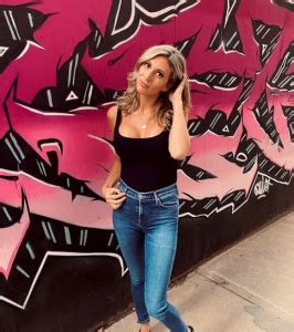 Mikaela Summer Is Revealing Hot Weekend Vibes