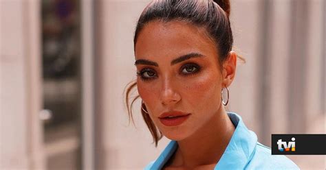 Em lingerie Carolina Carvalho incendeia as redes sociais Deusa A Ex periência TVI