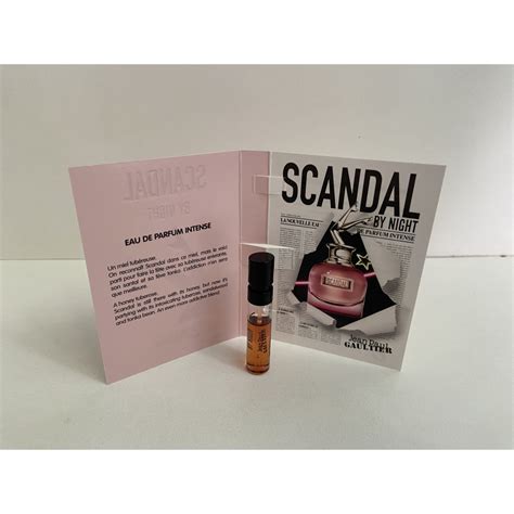 Scandal By Night EDP 1,5ml | Shopee Brasil