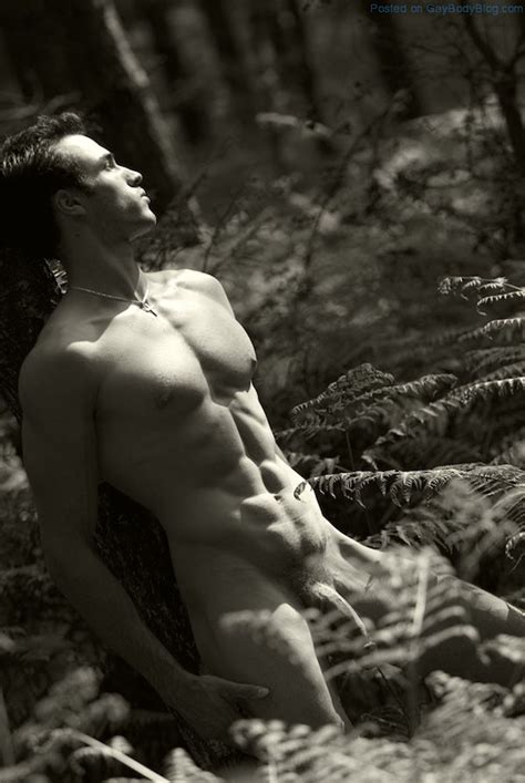 Horny Hunk Hugh Plummer Naked And Sexy As Hell Nude Men Nude Male Models Gay Selfies Gay Porn