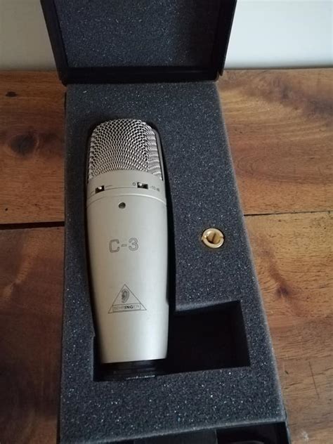 C-3 - Behringer C-3 - Audiofanzine