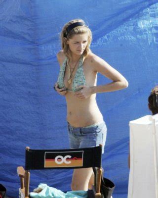 Mischa Barton Porn Pictures Xxx Photos Sex Images Pictoa