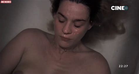 Naked Leticia Brédice in Rosa Fuerte