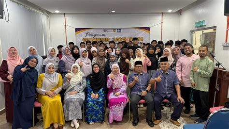 Uitm Cawangan Pahang Dan Smk Desa Jaya Jayakan Program Usr “gempur Jaya Spm 2025” Uitm Newshub