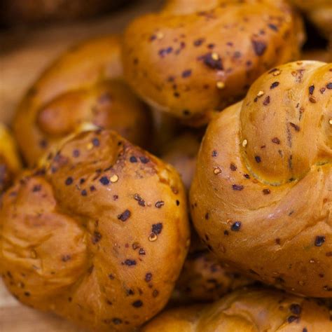 "The Original Hot & Spicy Cheese Bread"™ Rolls - 12 Pack by Stella's of