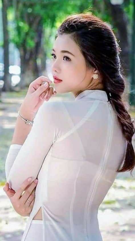 Ghim của Quang Nguyen trên hot Glamour Phụ nữ Con gái