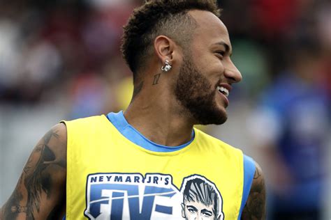 Le Psg Annonce Le Retour De Neymar Ligue Football