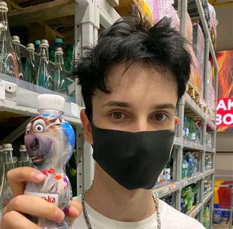 Pin by катя денисенко on данкар | Carnival face paint, Face, Carnival