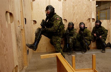 combat training army growth plans put  premium  quality instructors