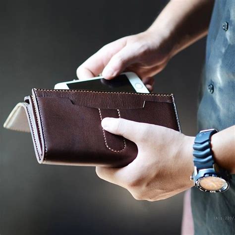 Нет описания фото. | Leather handmade, Leather, Leather craft